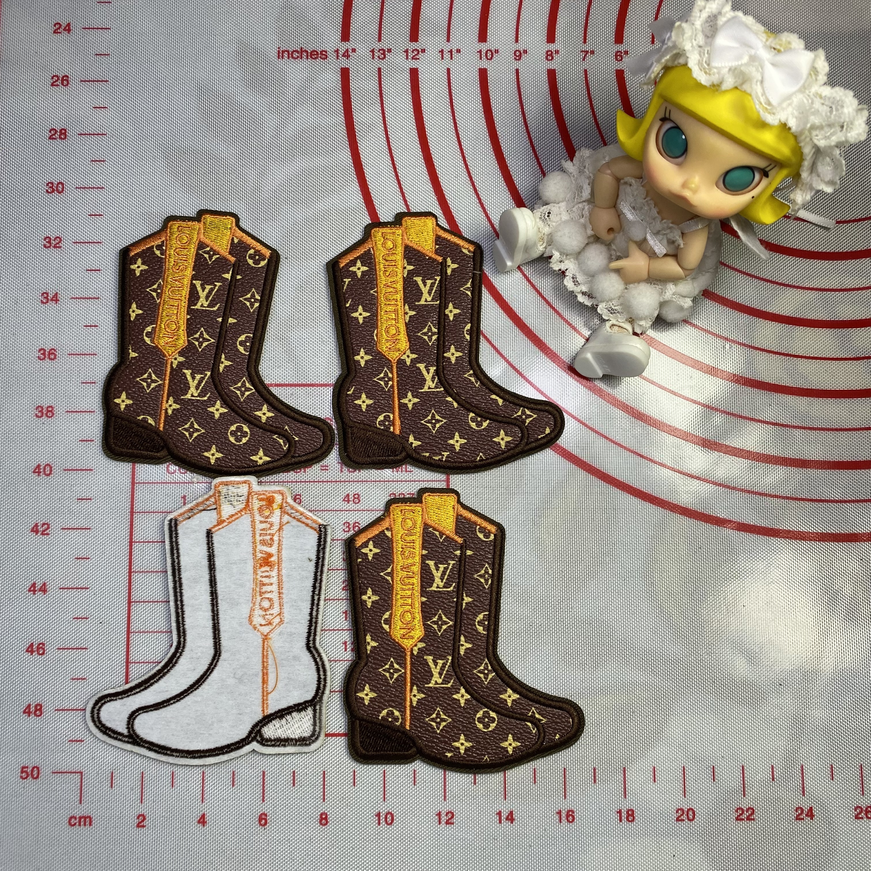 Artificial leather letter series(L)