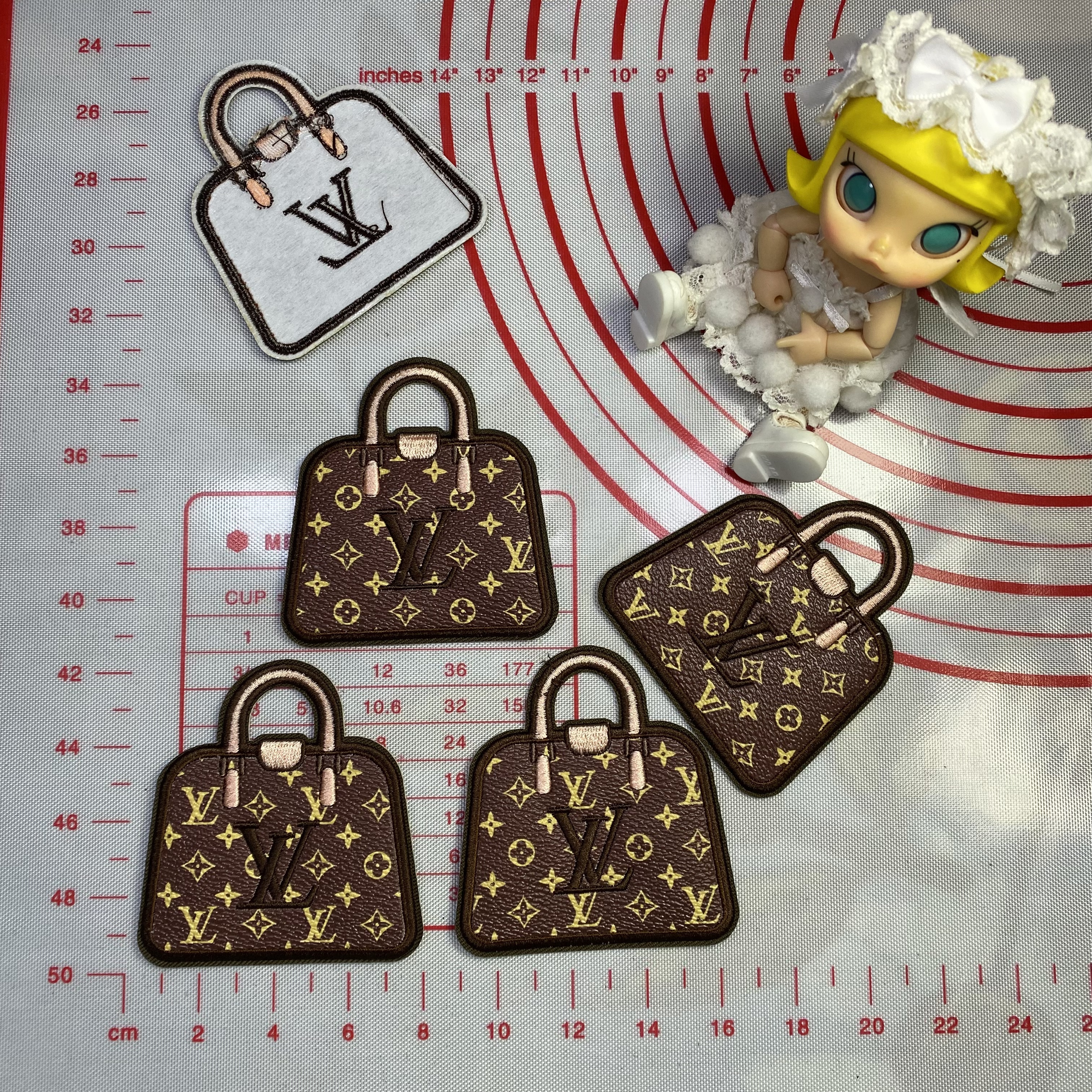 Artificial leather letter series(L)