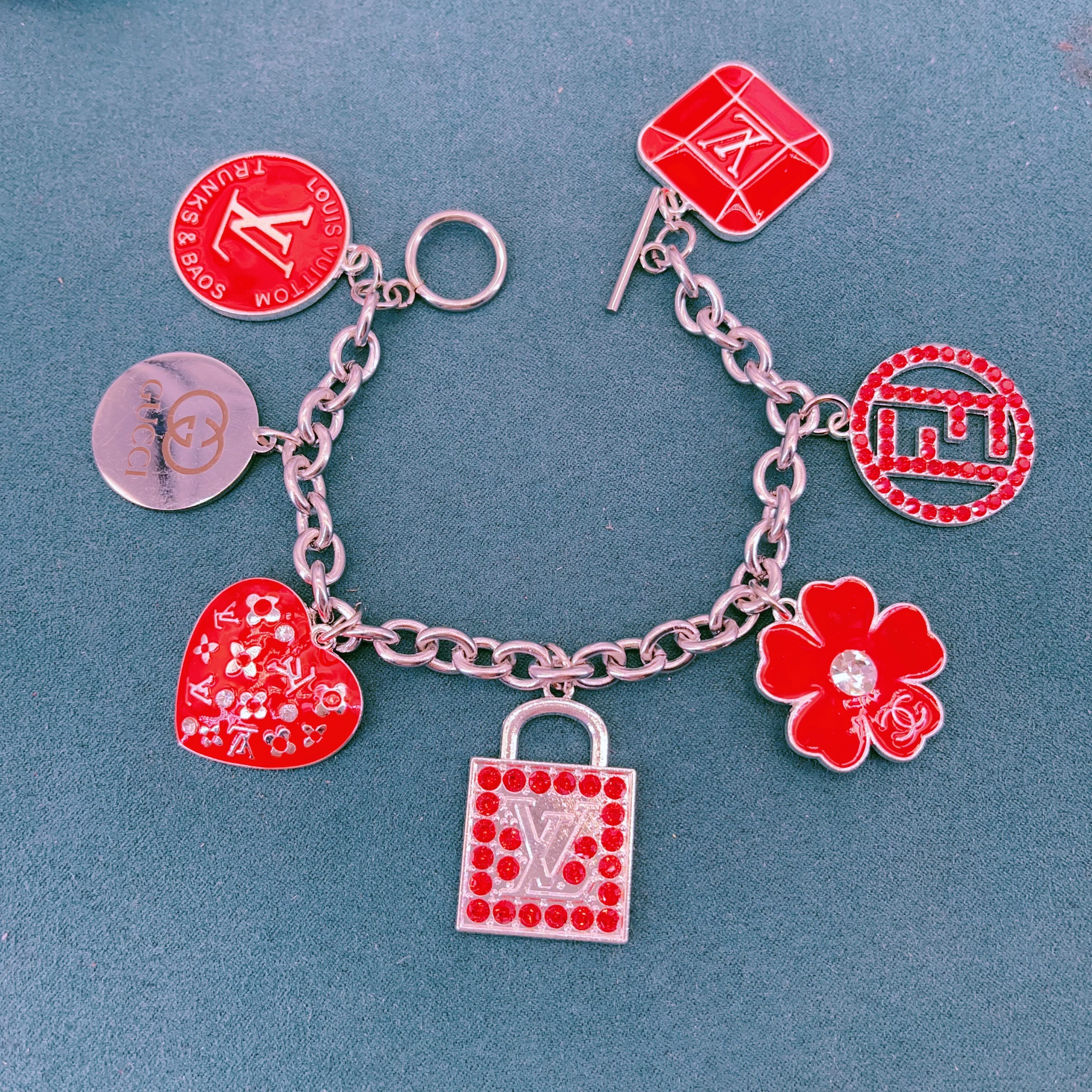 8:Designer Silver Metal Bracelet