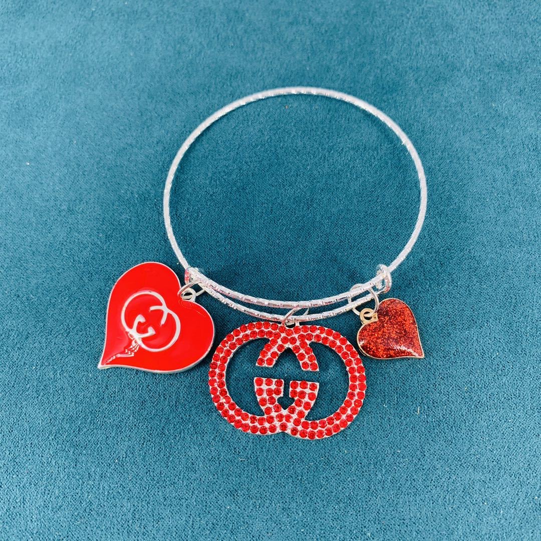 10:Designer Silver Metal Bracelet
