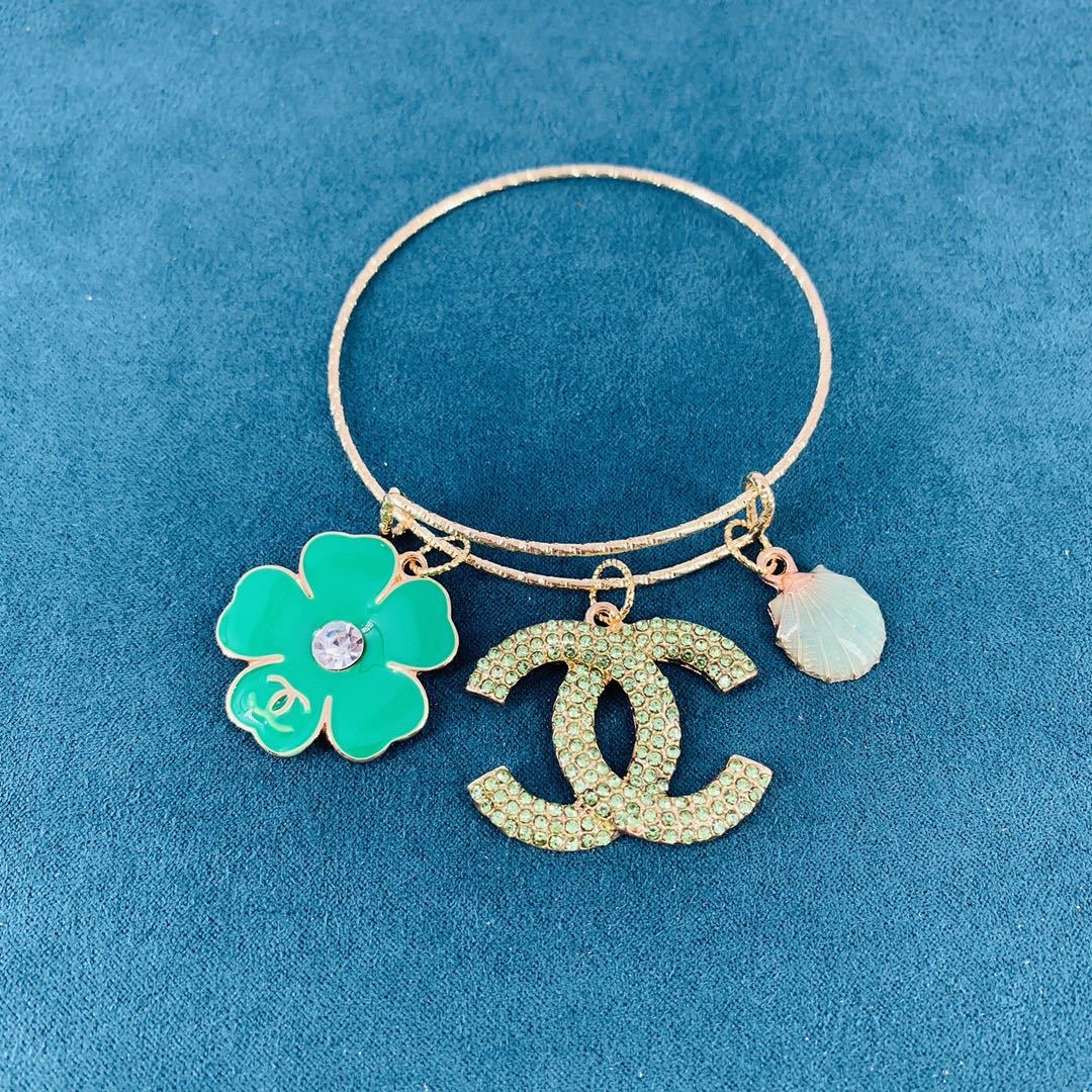 11:Designer Rose Gold Metal Bracelet