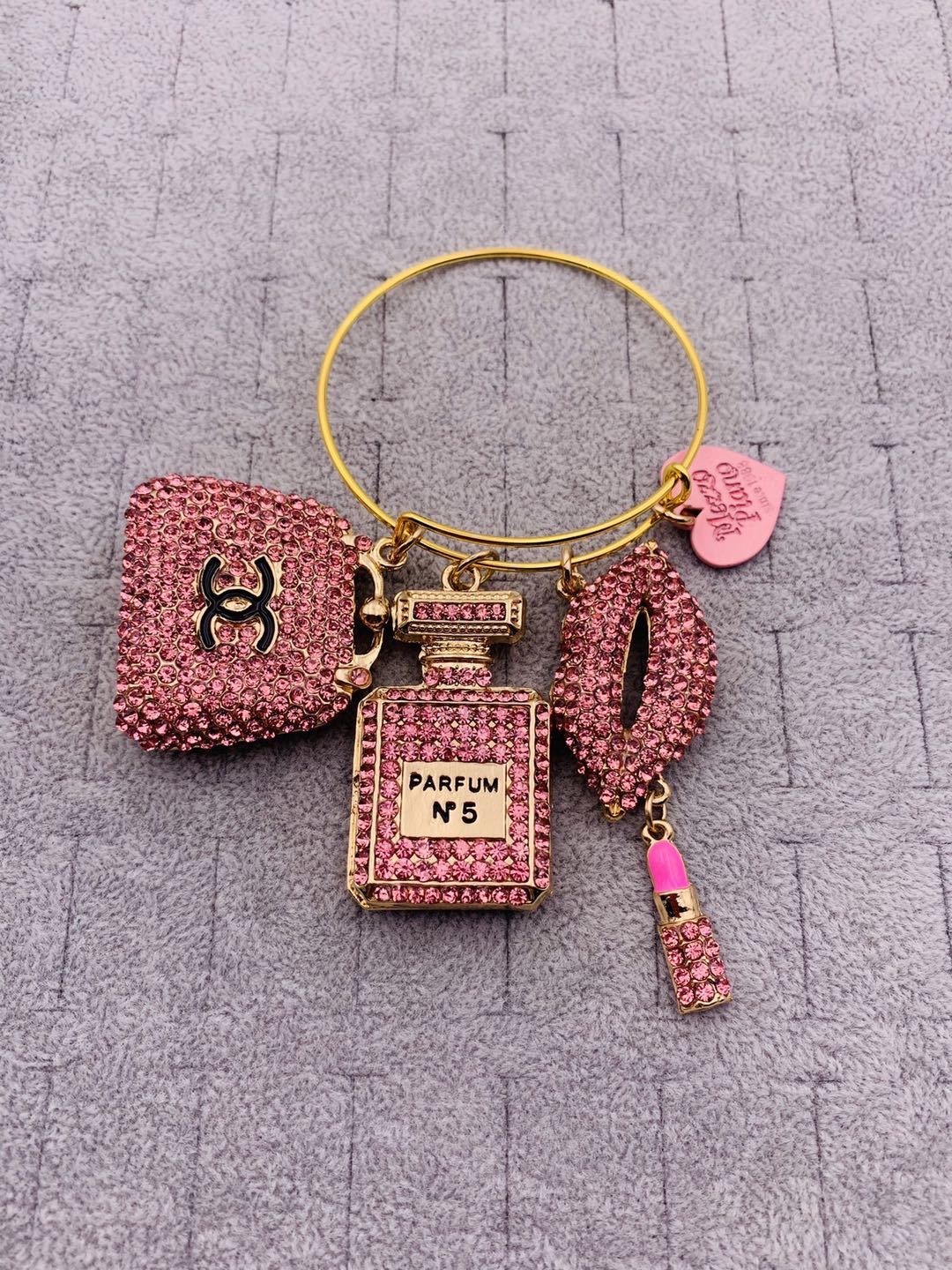 13:Designer  Metal Bracelet