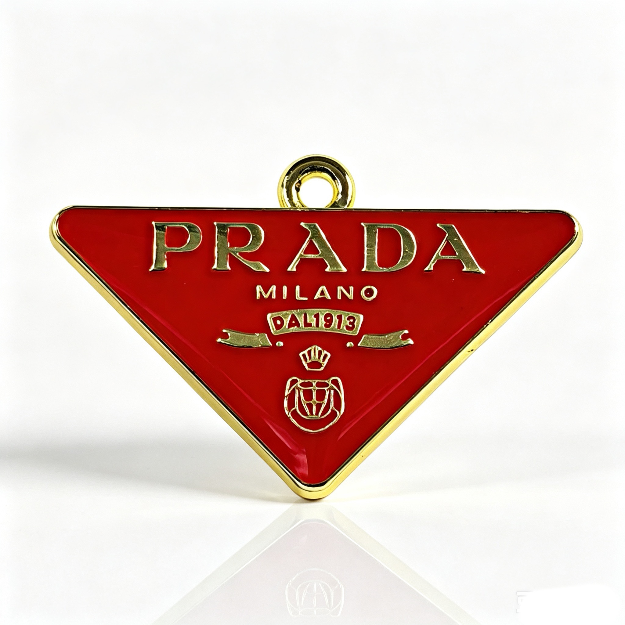 P2:Glod designer Metal Charms