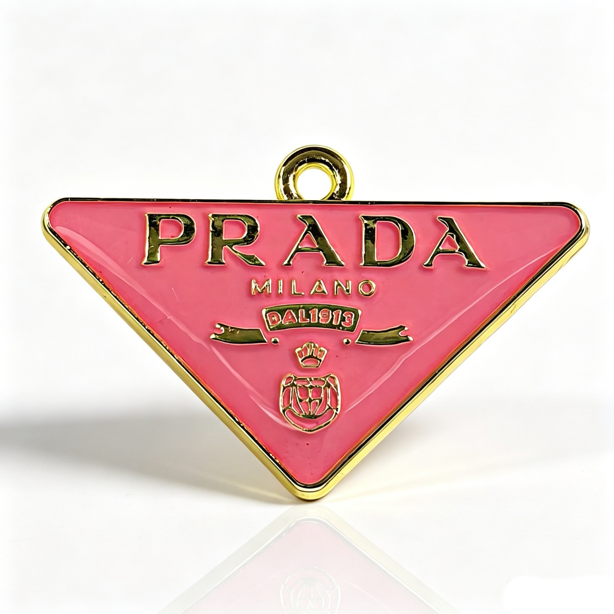 P2:Glod designer Metal Charms