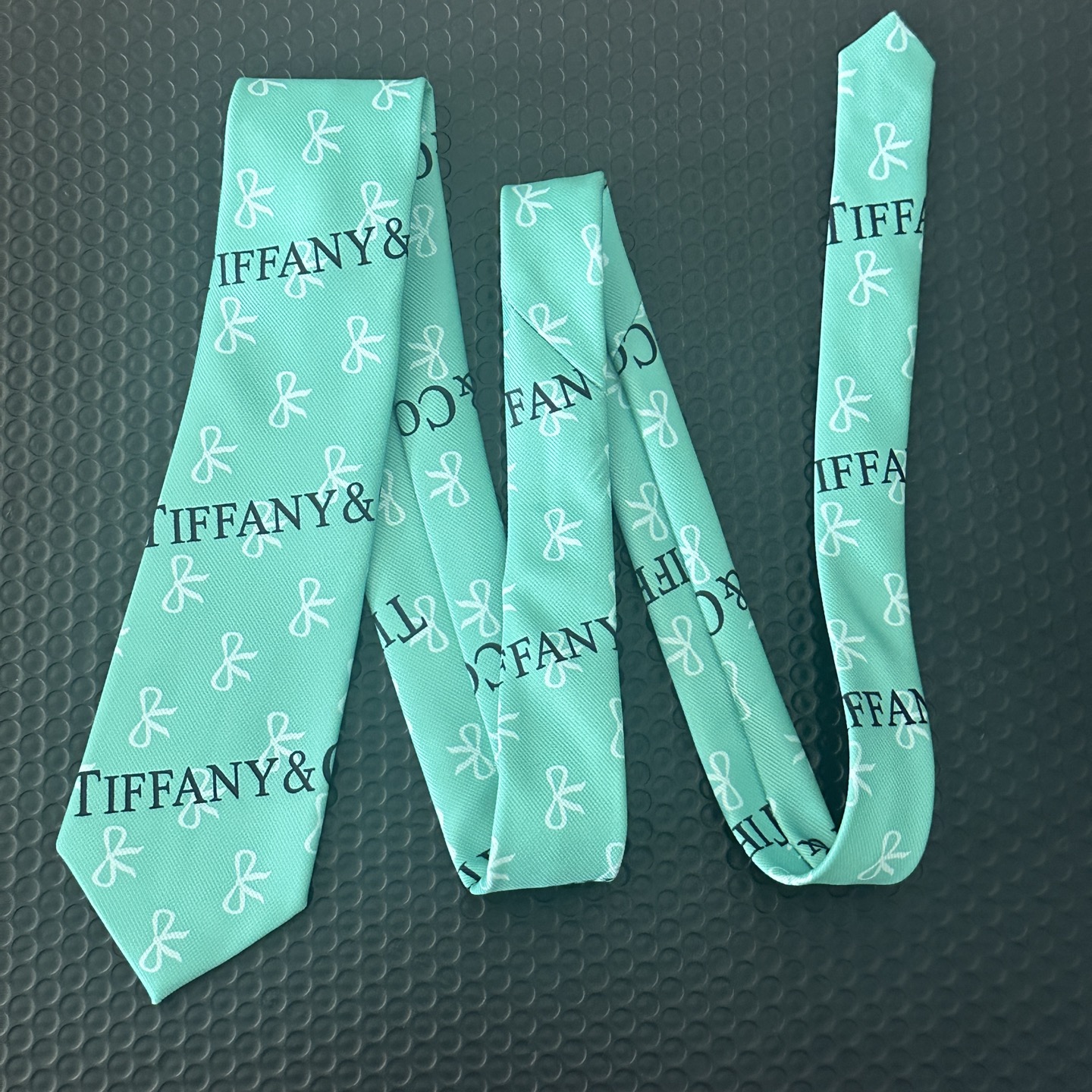 2:Long size Tie mix logo