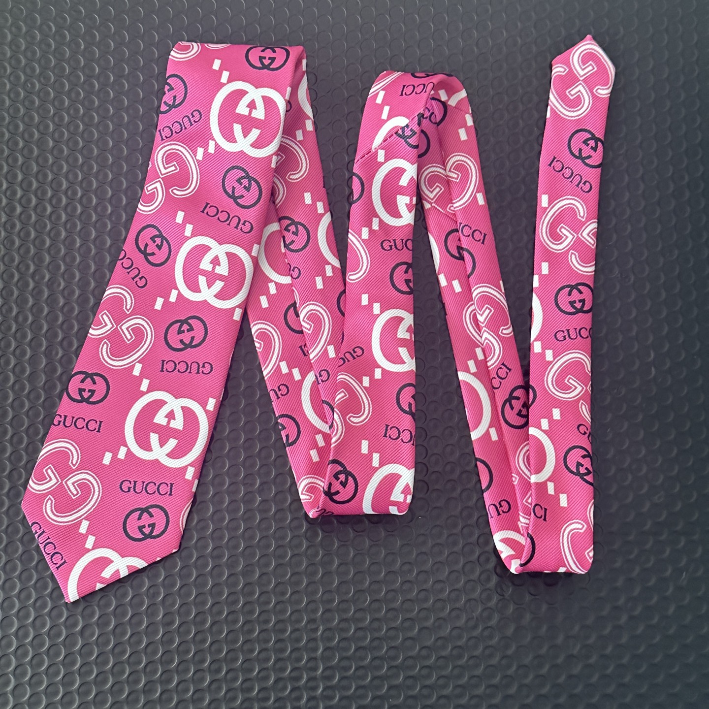 3:Long size Tie mix logo