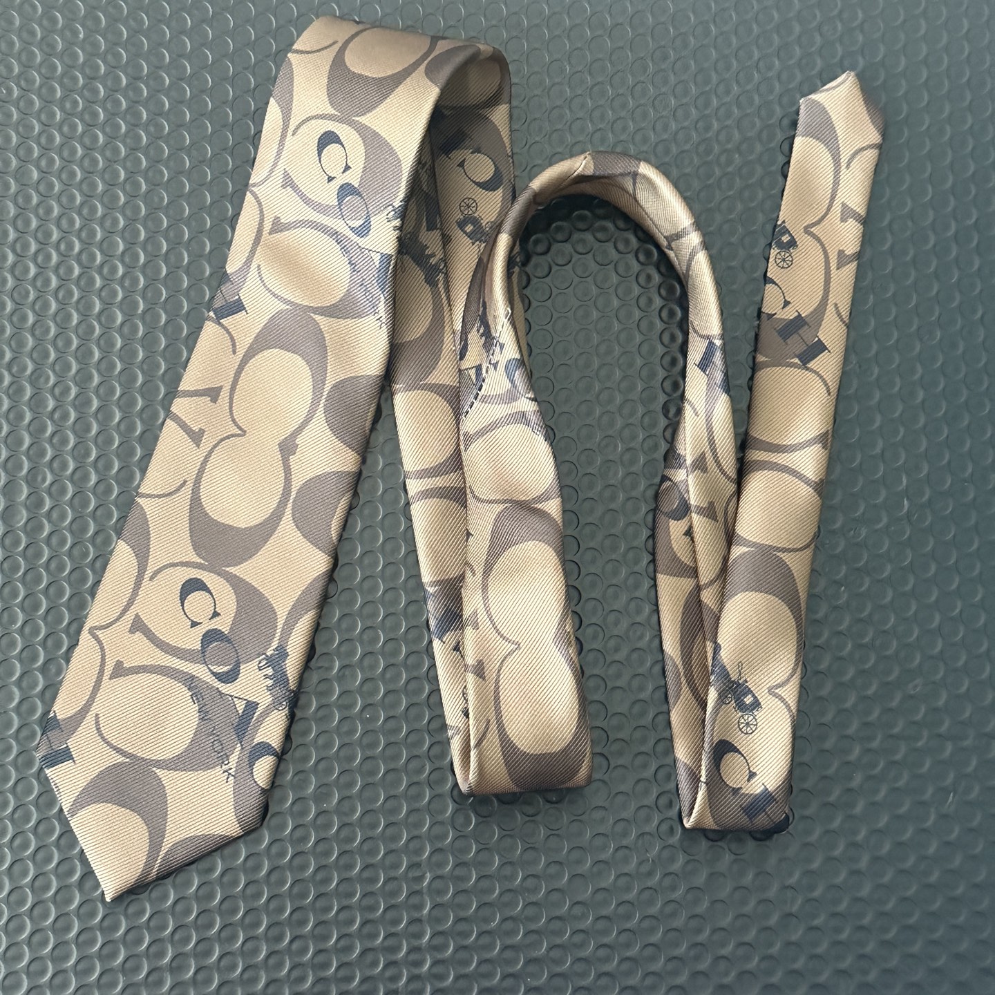 3:Long size Tie mix logo