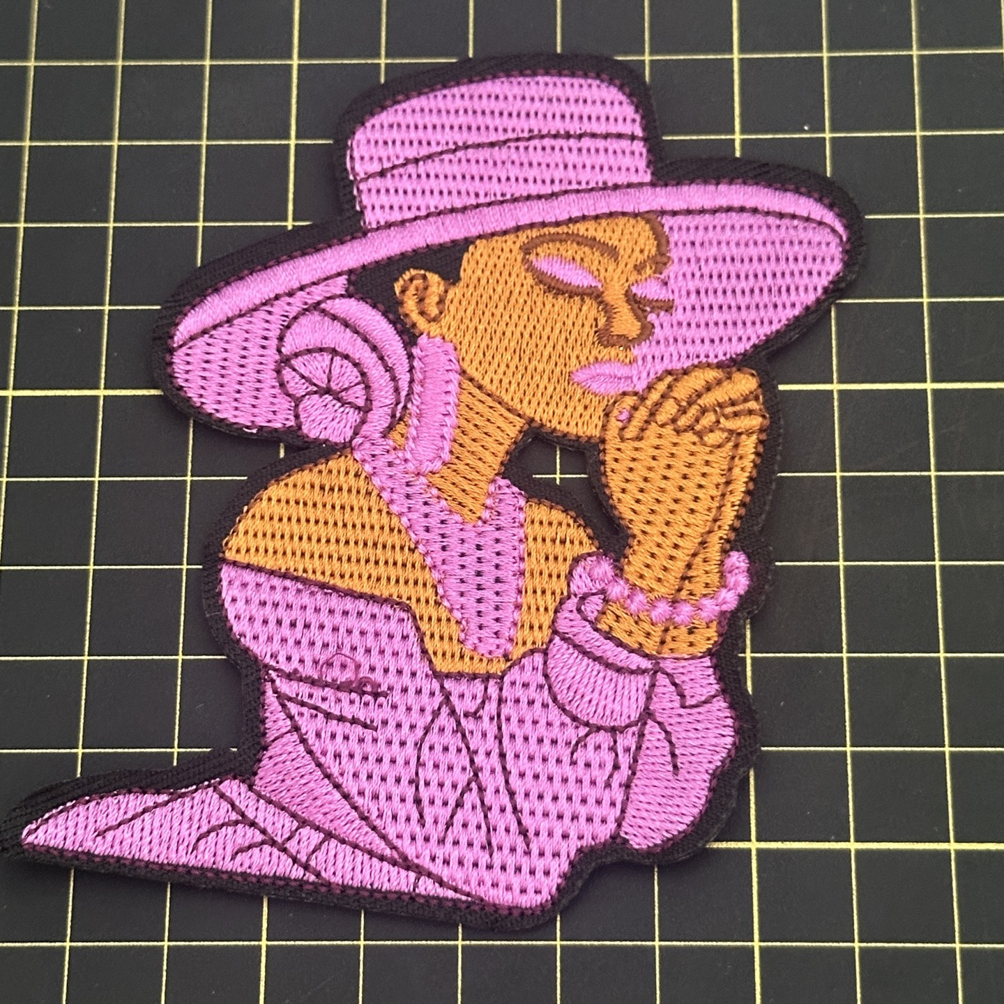 3 Word :Praying Lady patch (iron)