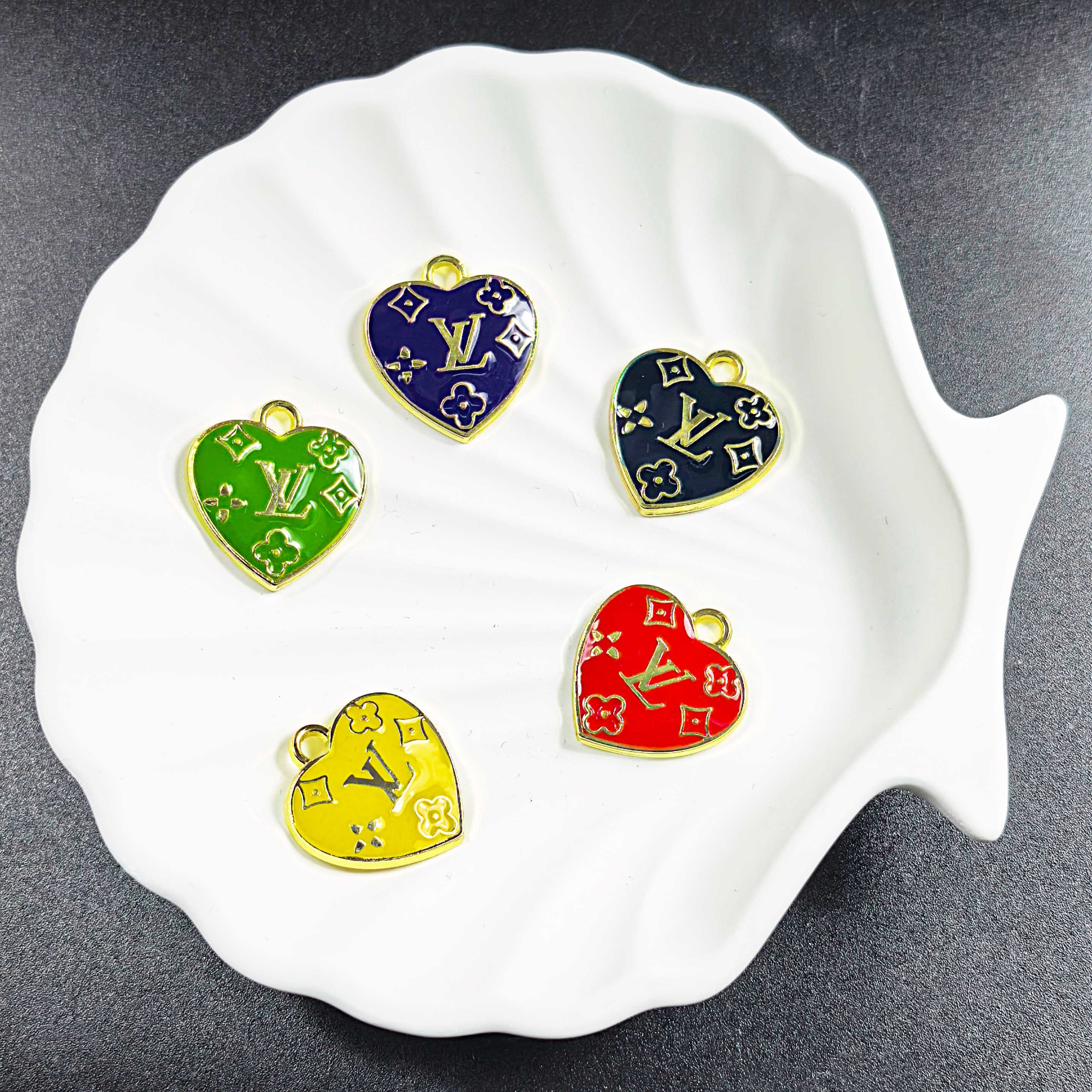 L1:Gold designer Metal Charms