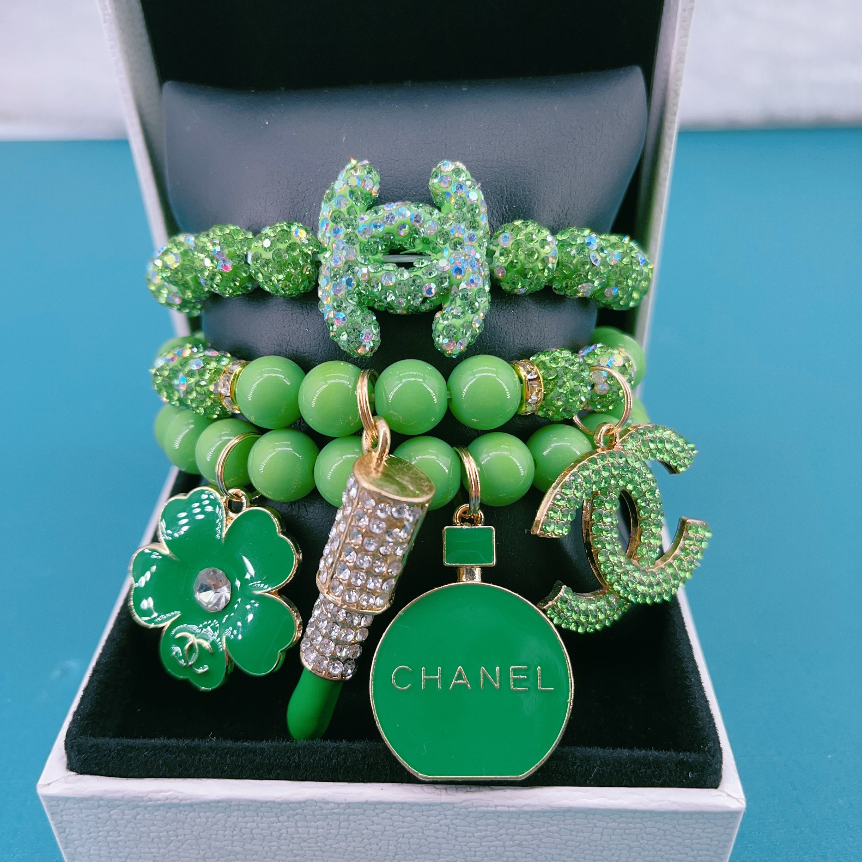 5:Designer Lipstick Bracelet