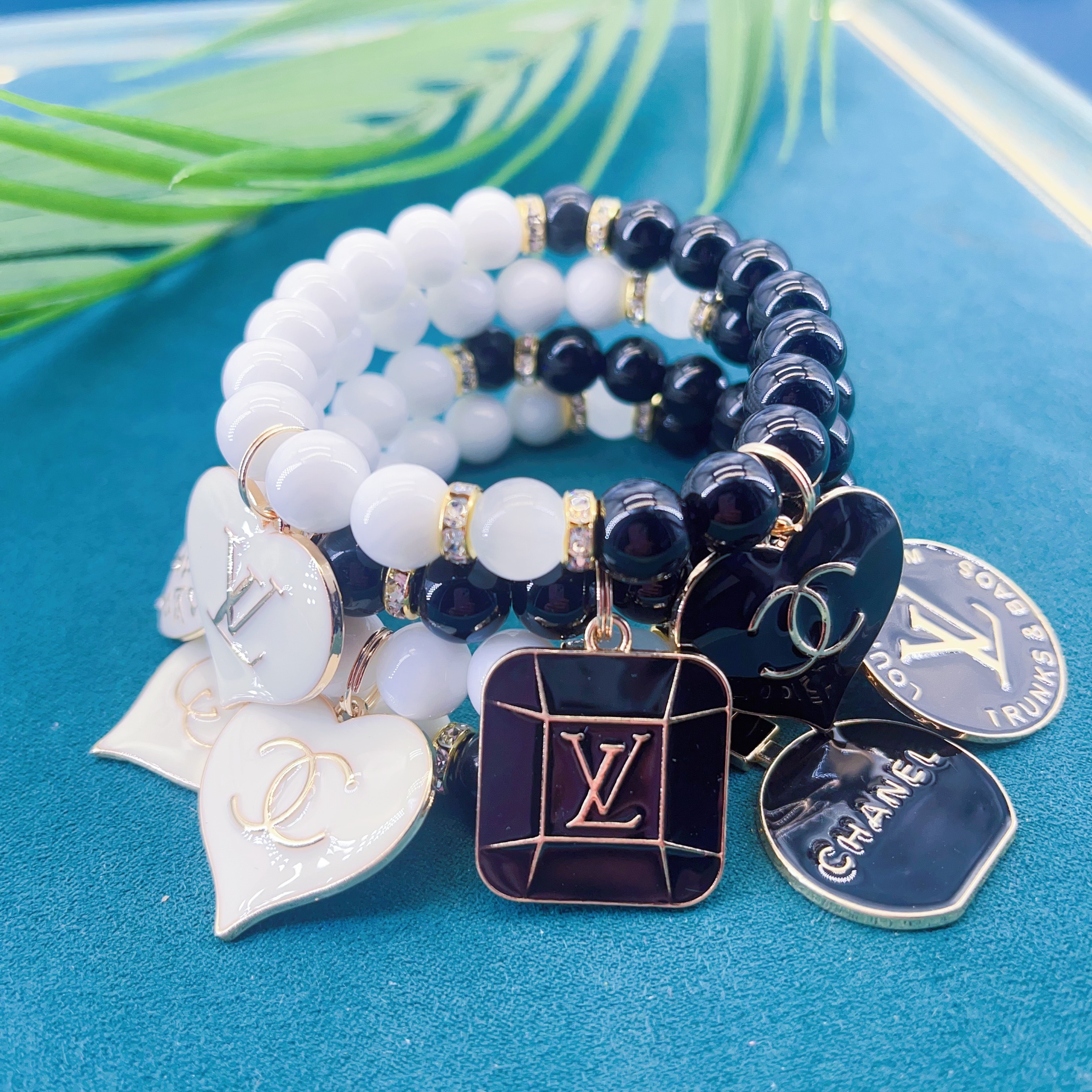 6:Designer Two-color  Bracelet