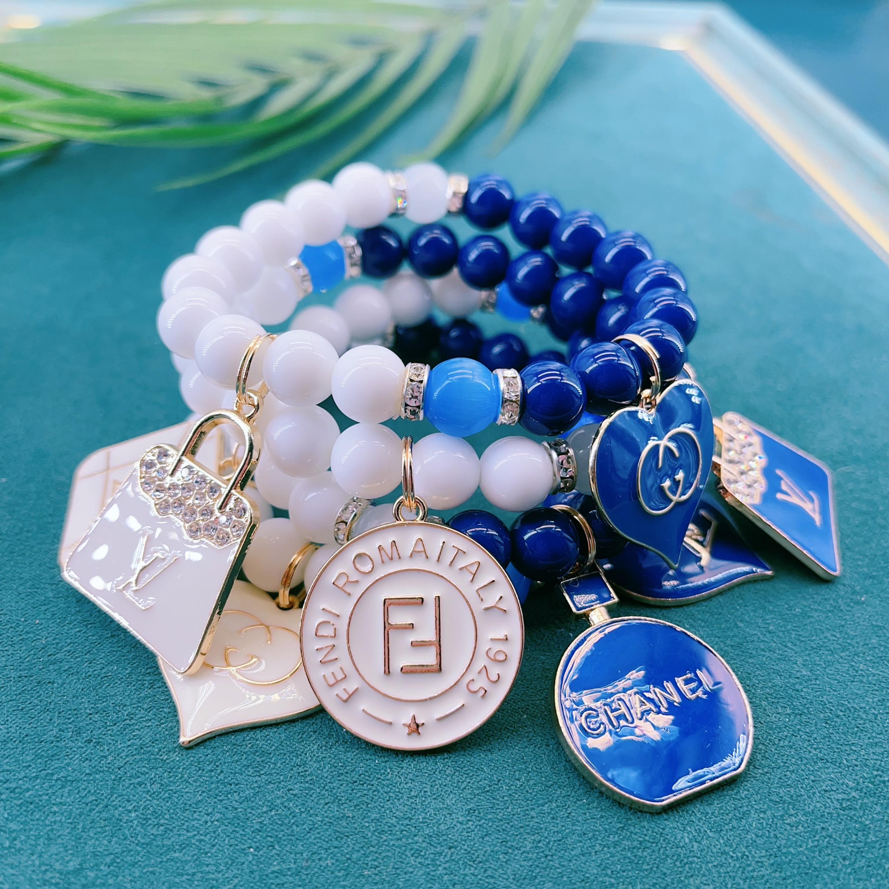 6:Designer Two-color  Bracelet