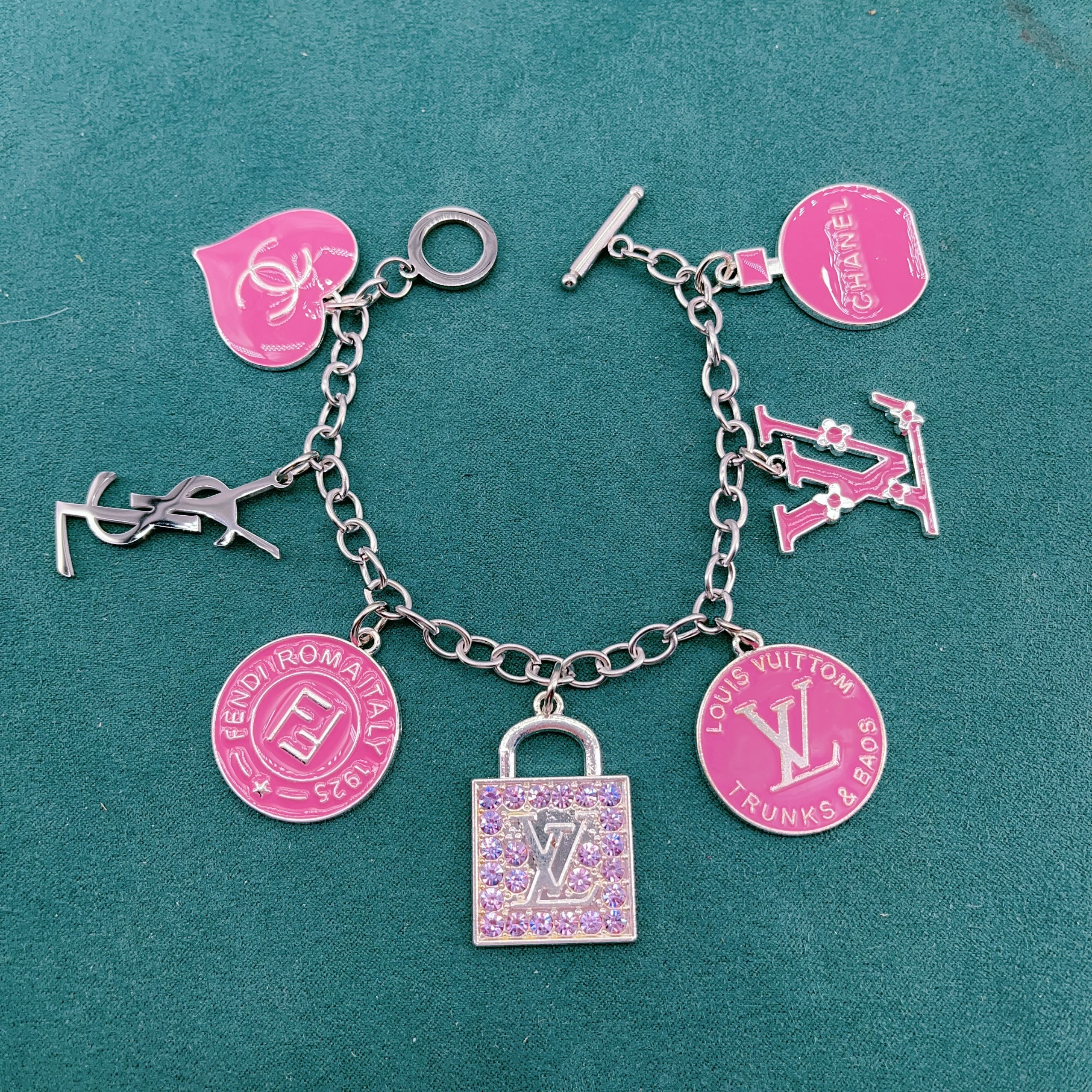 8:Designer Silver Metal Bracelet