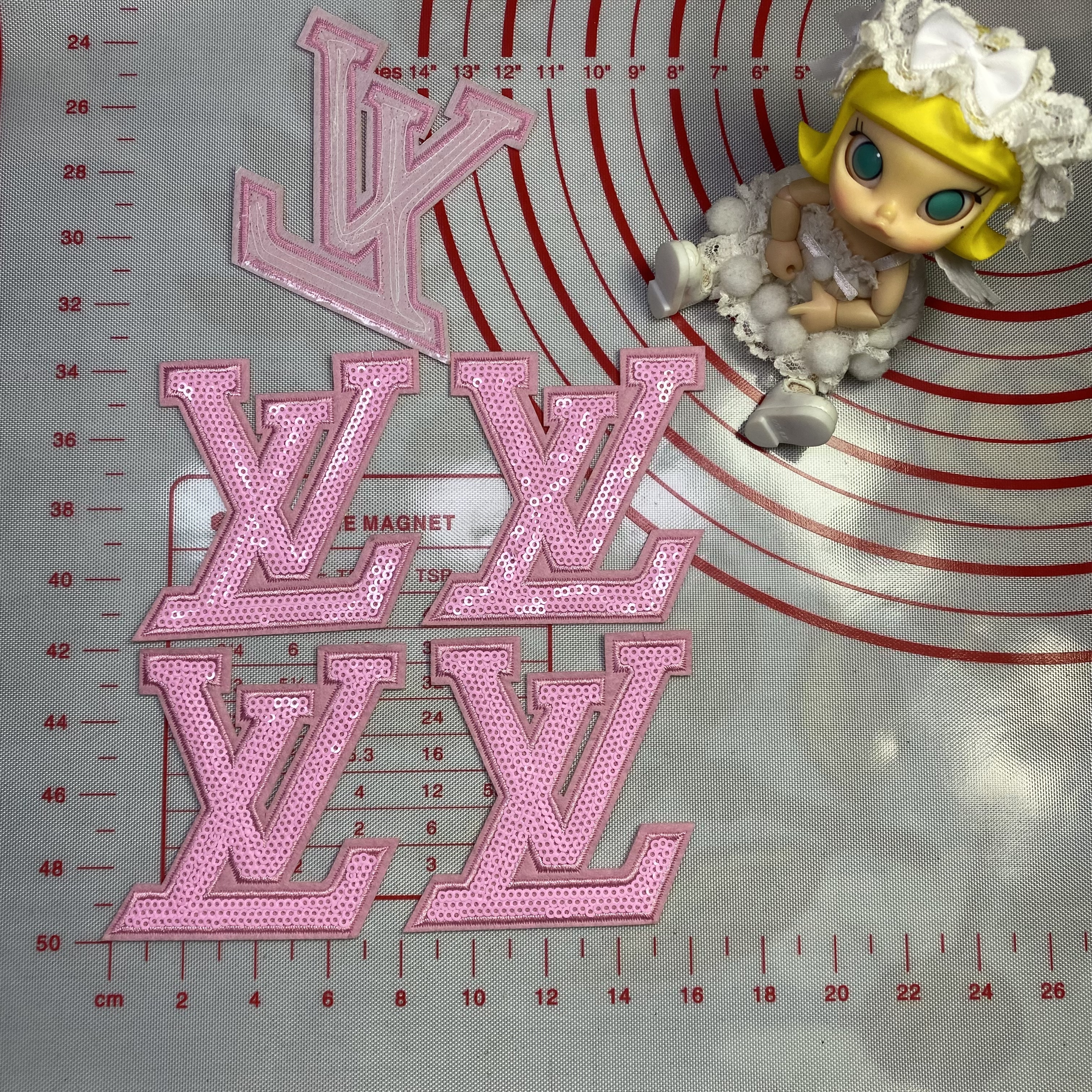 Letter sequin style(L)