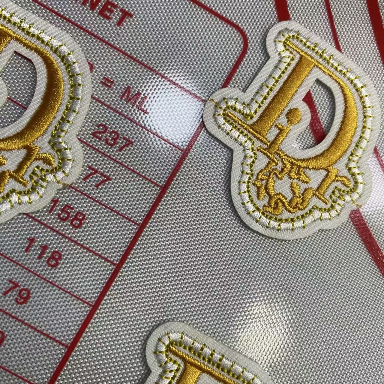 Medium/ Small (Iron-on) D Letters Patches        