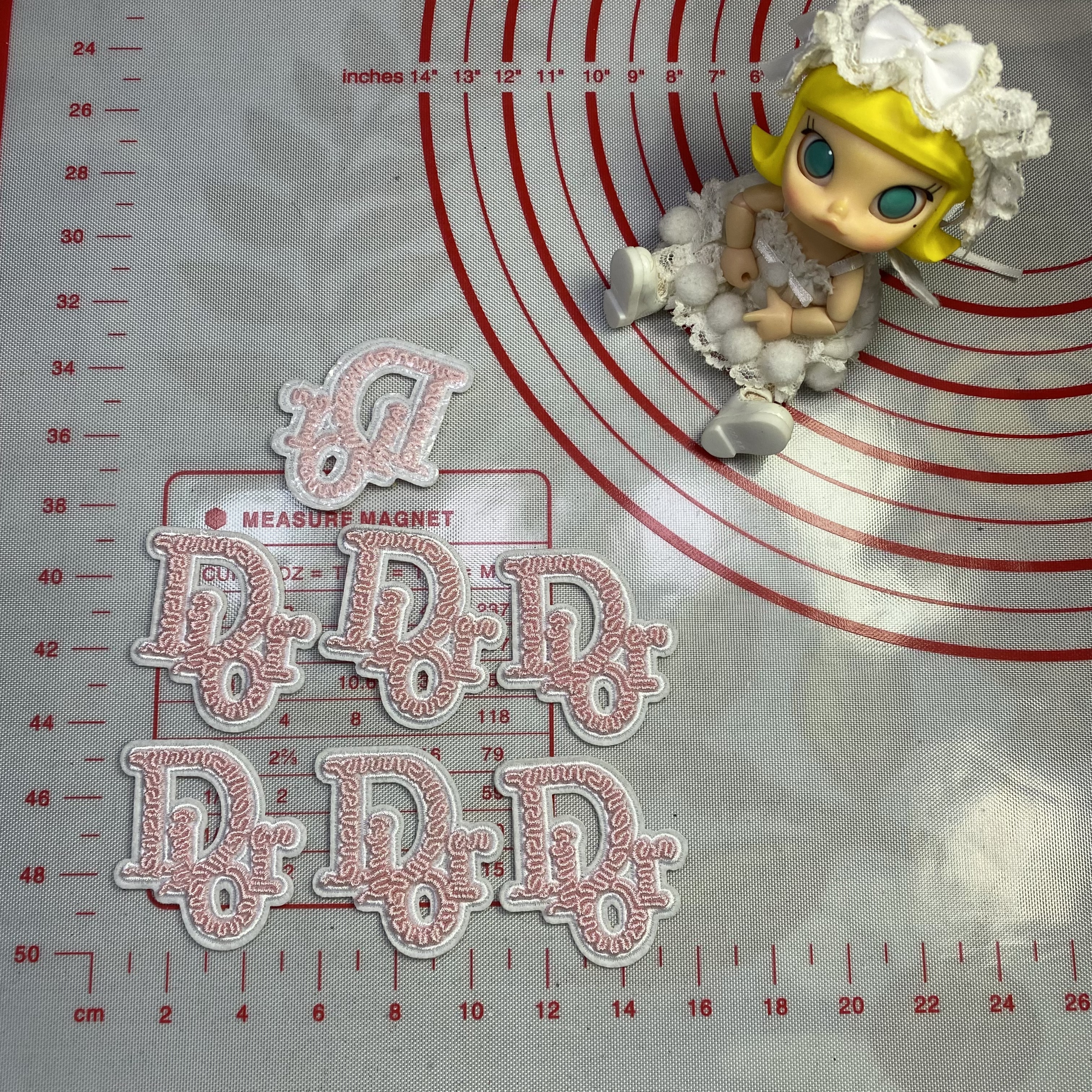 Medium/ Small (Iron-on) D Letters Patches        