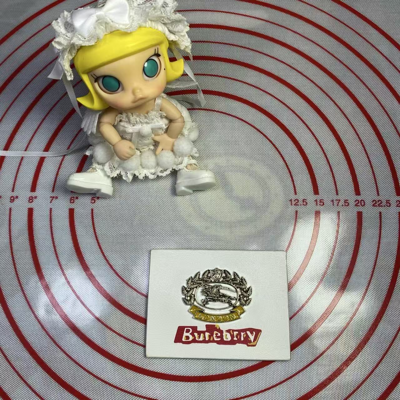 Medium (Sewing) Burberry Warhorse Patches  