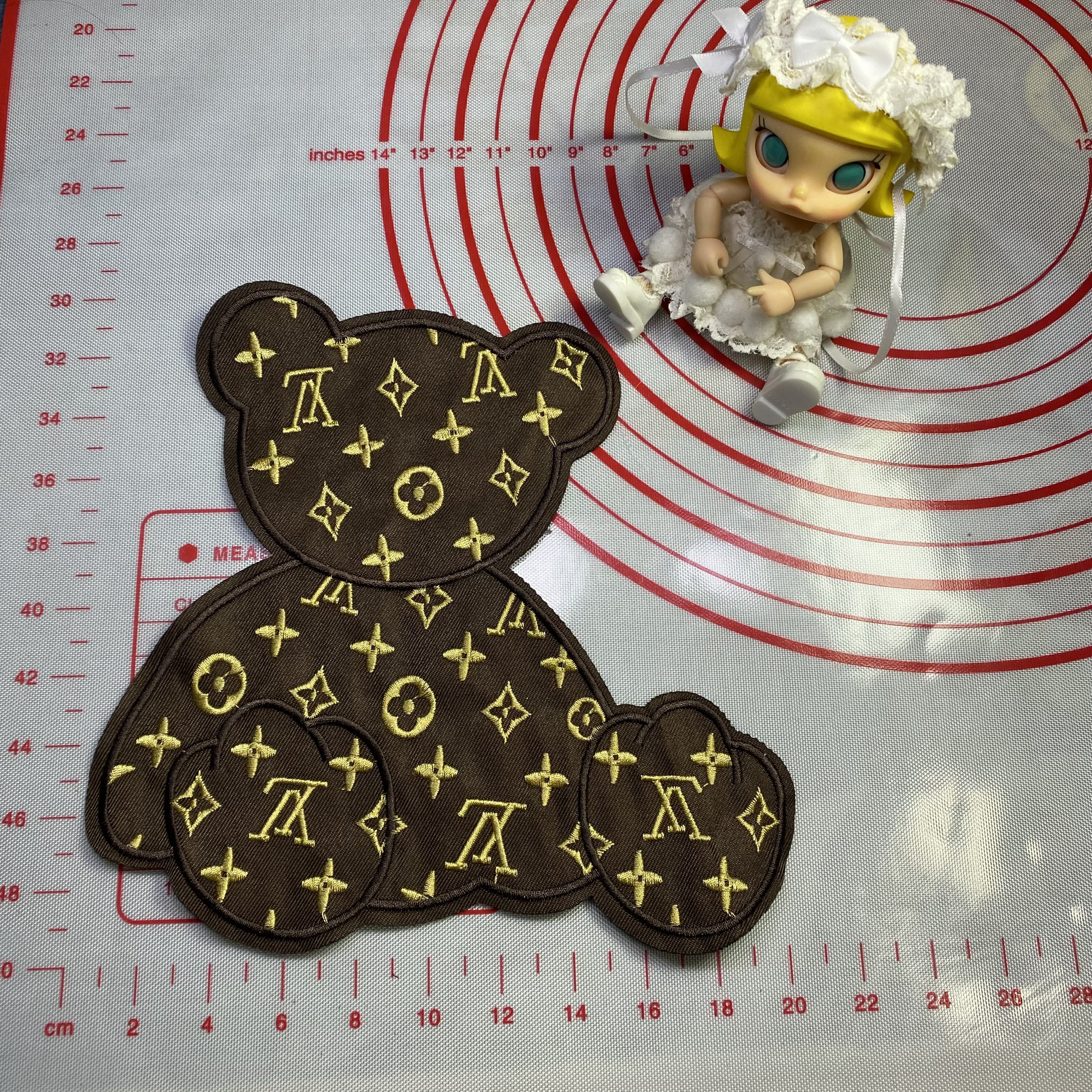 Large (sewing) L orphan product can't be replenished different styles Patches