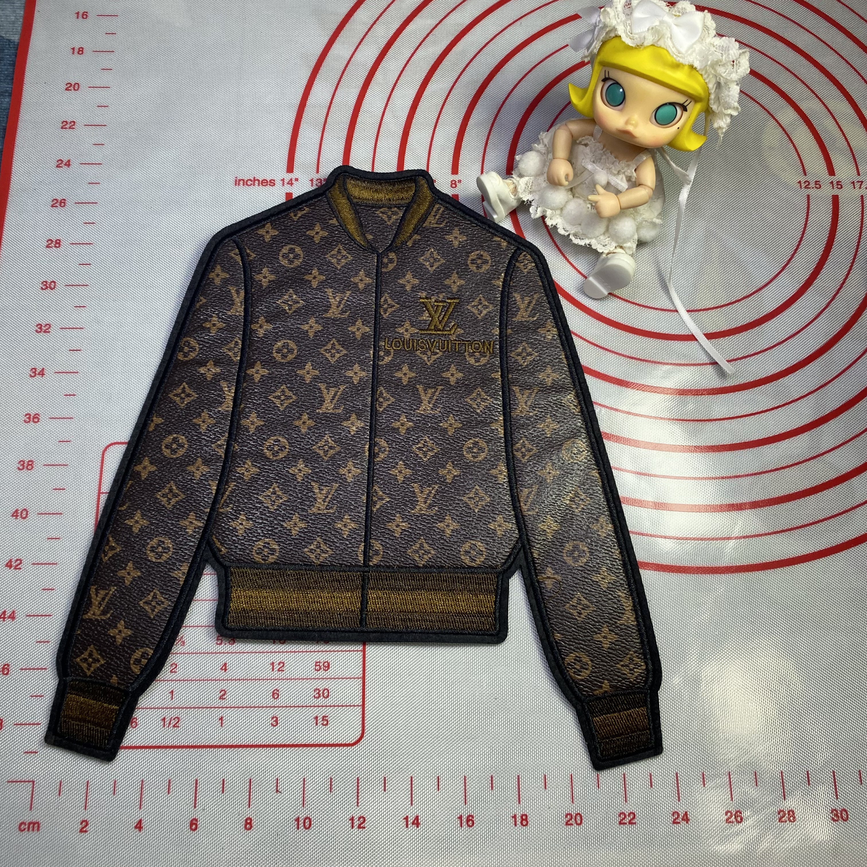 Large (Iron-on) L Betty Lips Fashion Single Leather Stitching Design Patches