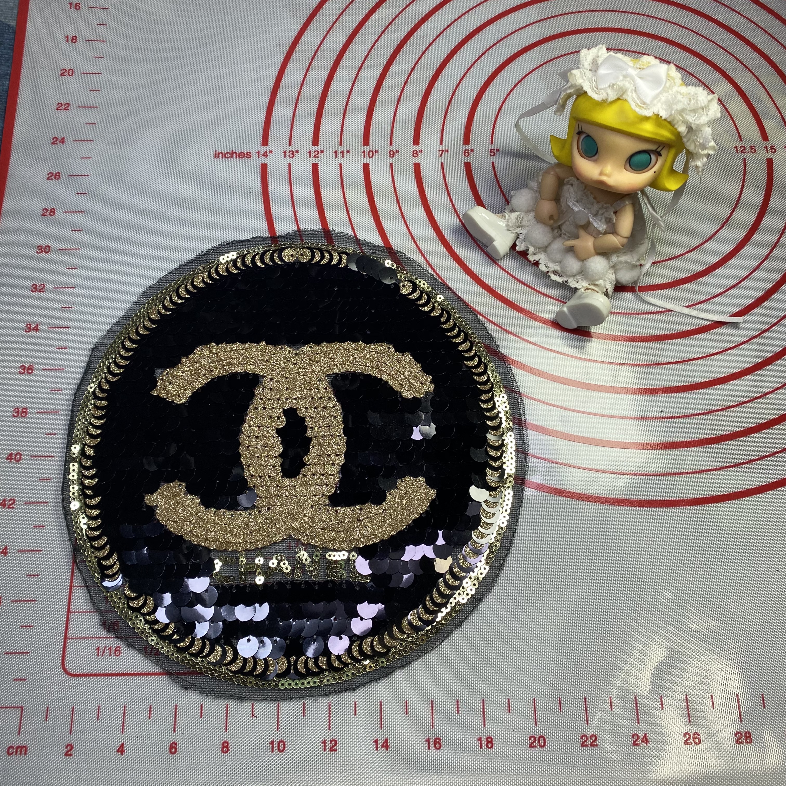 Large (Sewing) CC Round Medal Letter Cloth Patches 