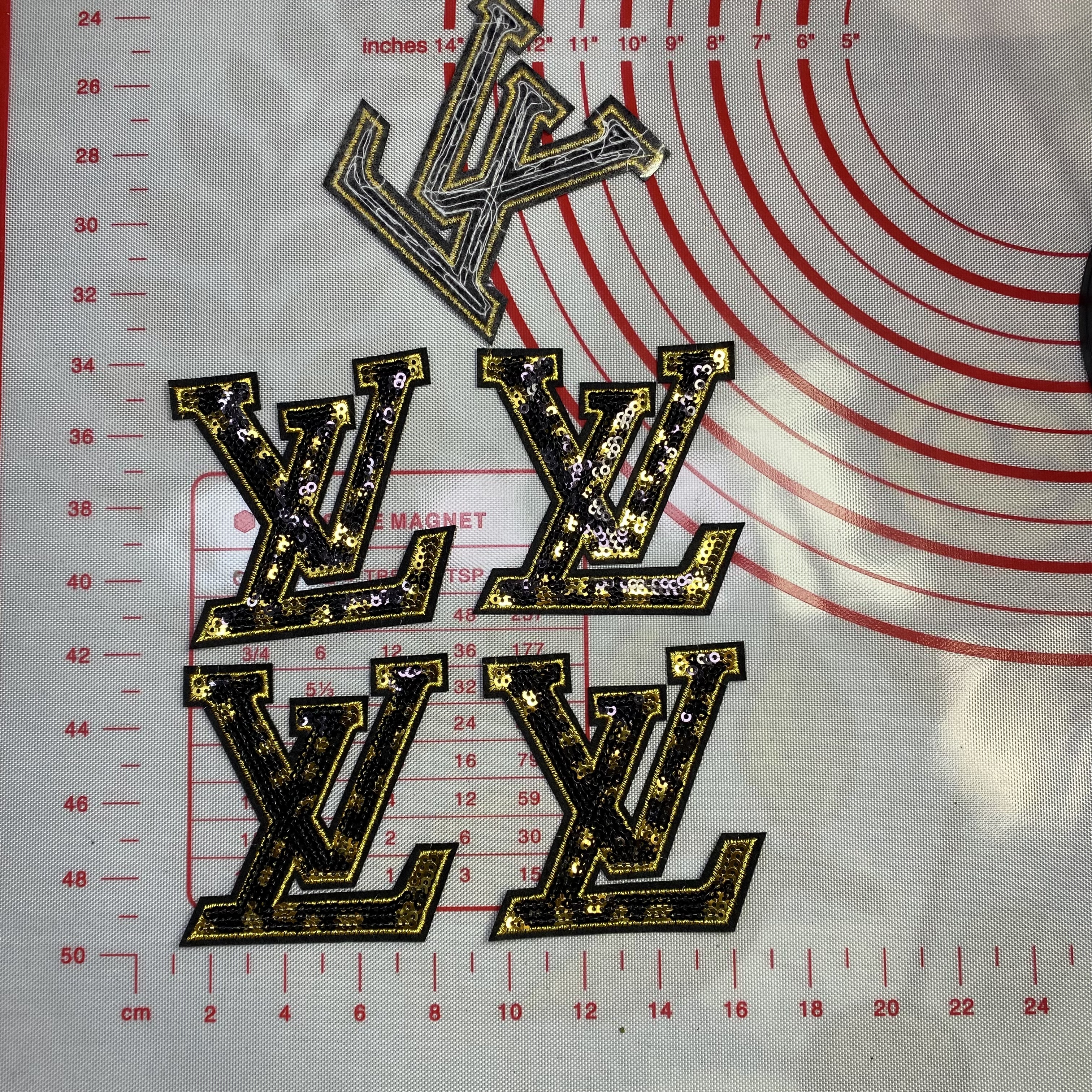 Letter sequin style(L)