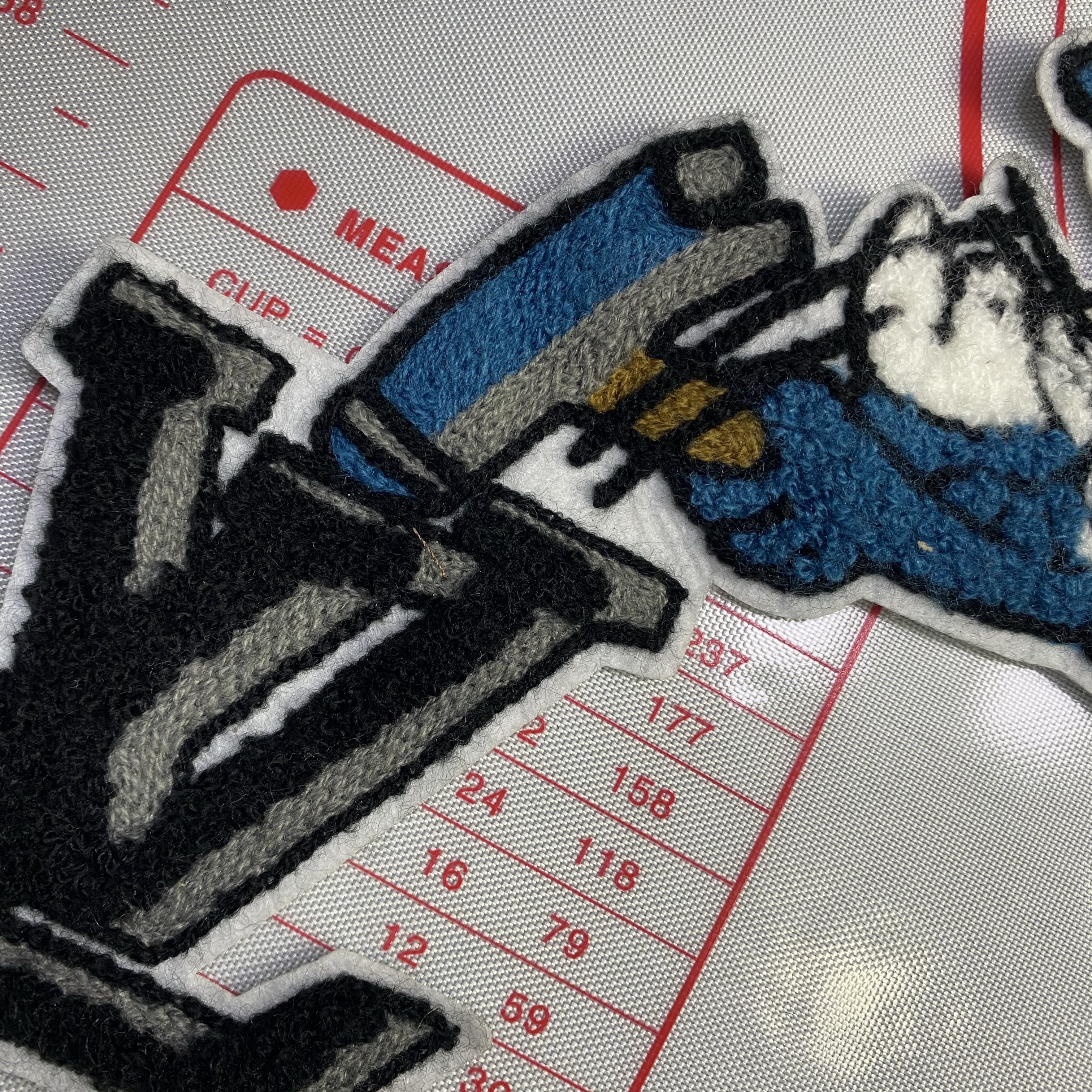 Large (sewing) L orphan product can't be replenished different styles Patches