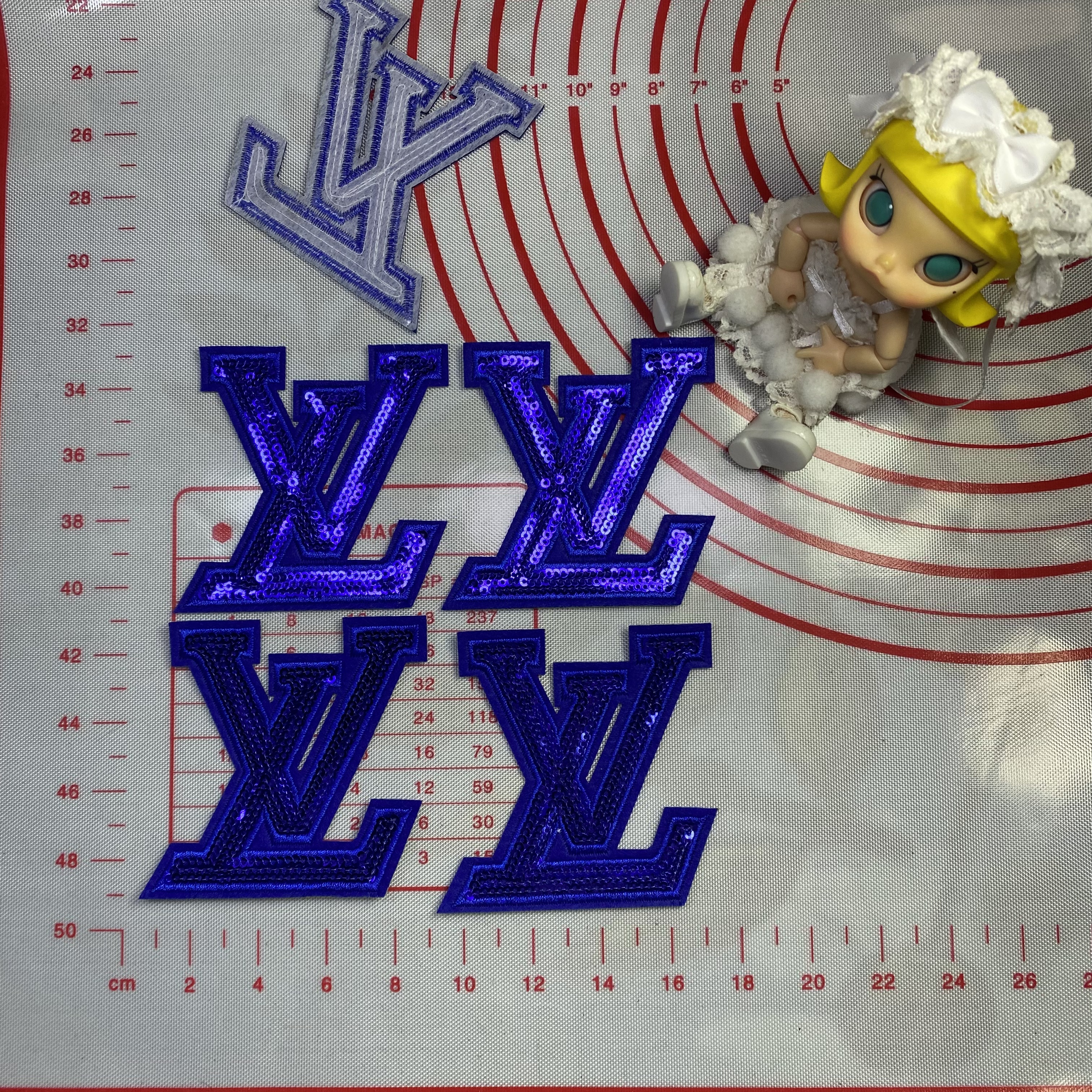 Letter sequin style(L)