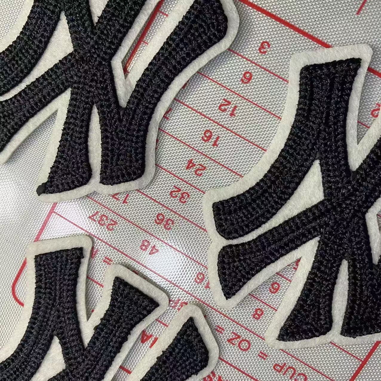 Medium/small (sewing) NY hat letter cloth patch