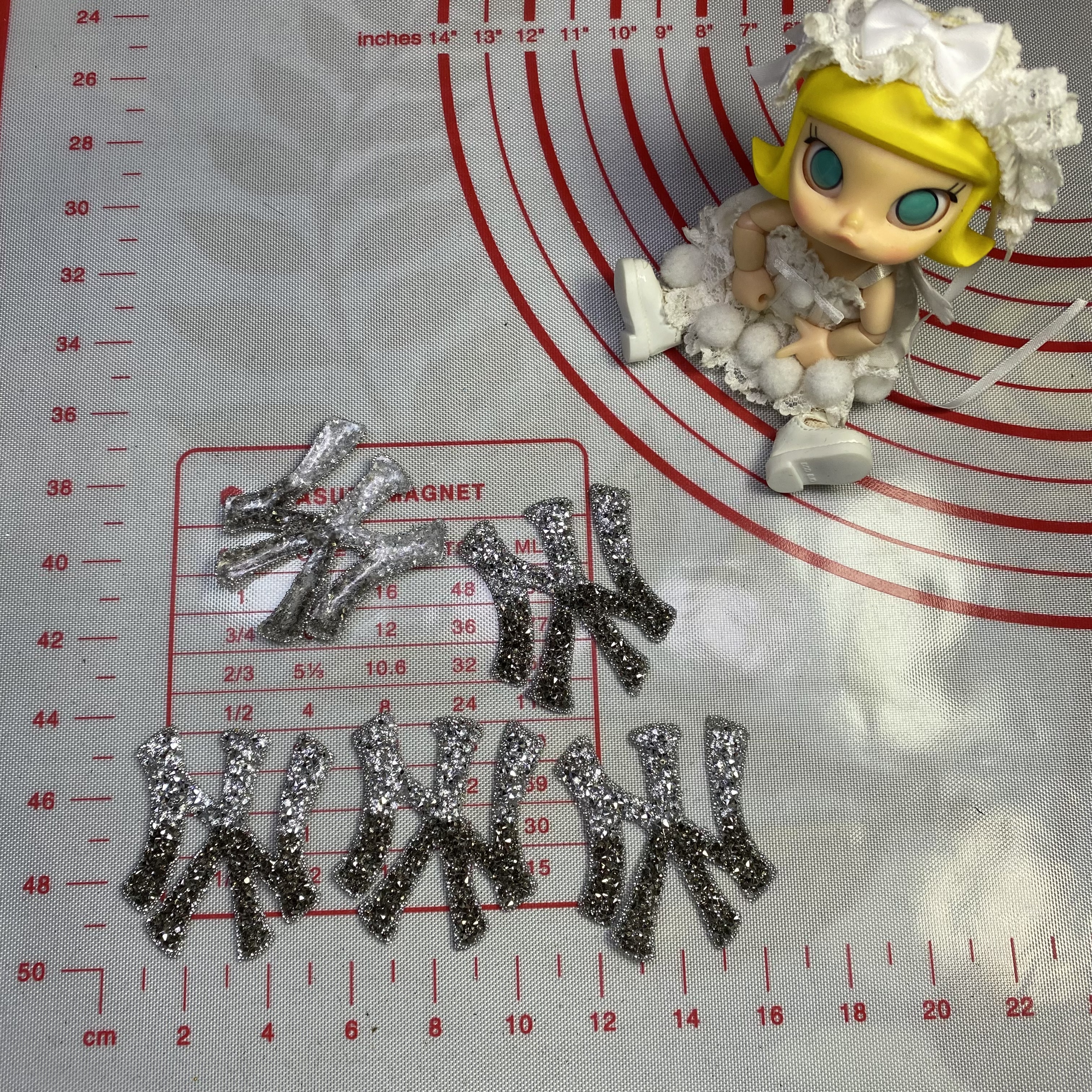 Small (Iron-on) L Diamond resin series Patches