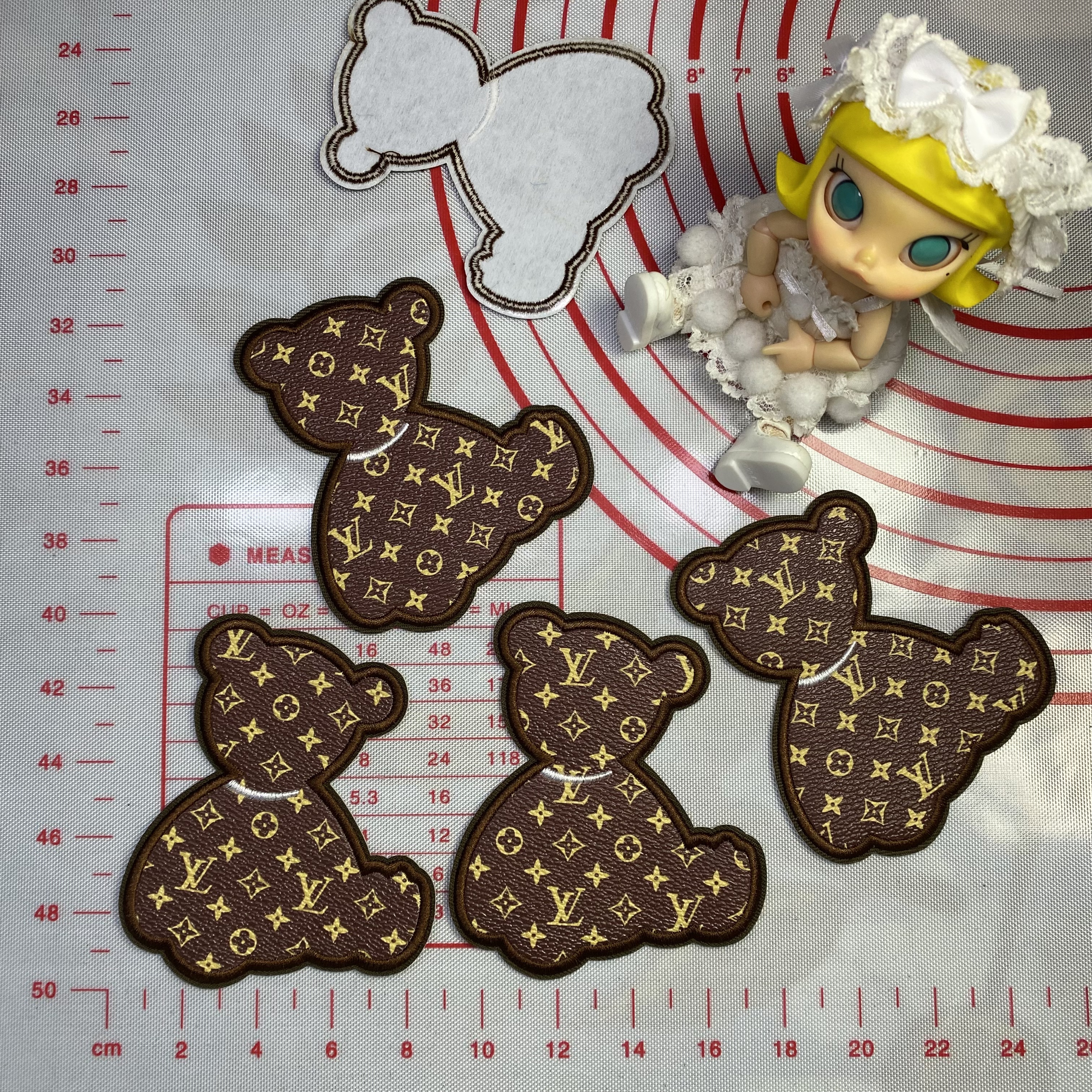 Artificial leather letter series(L)