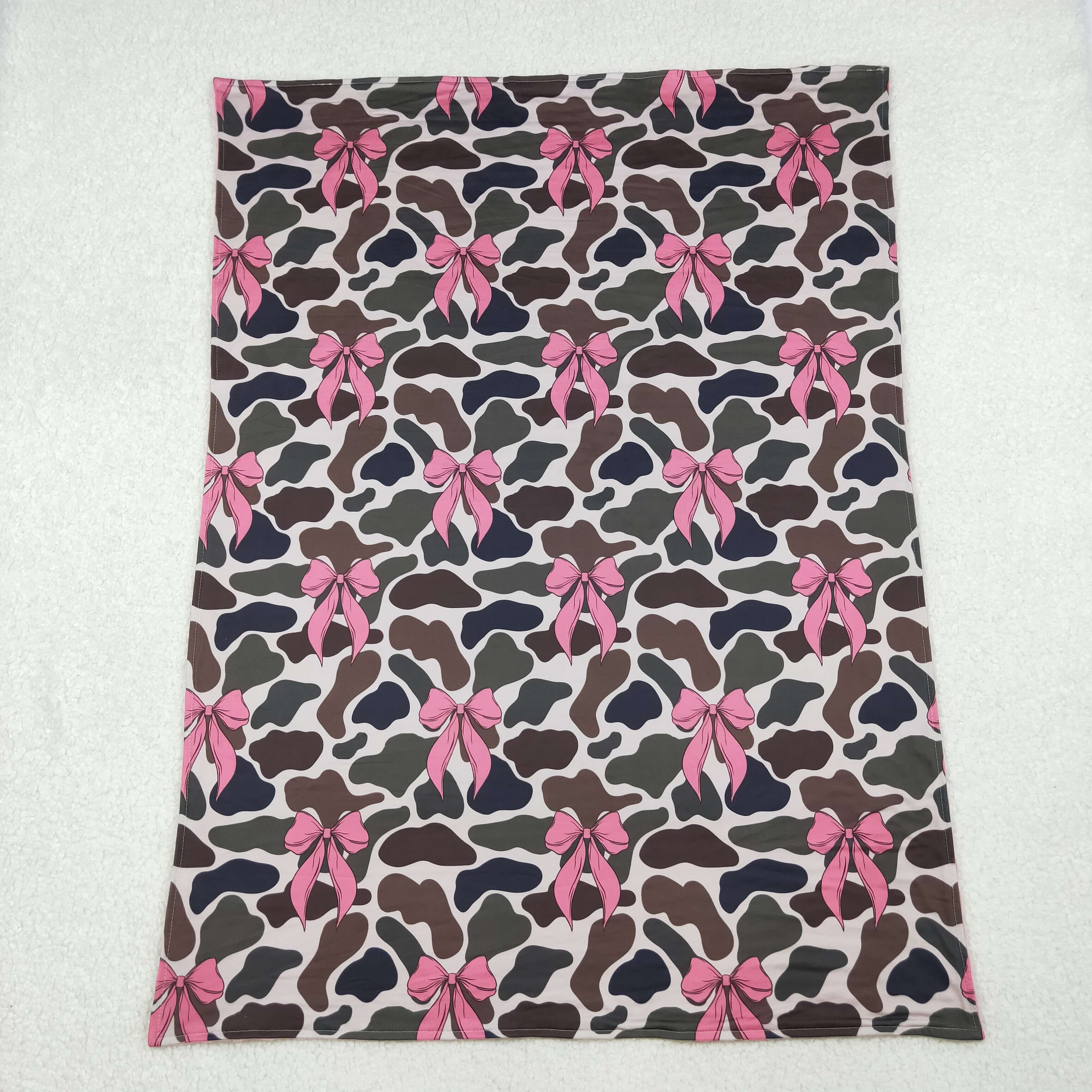 BL0189 RTS baby blanket camo bows baby minky blanket
