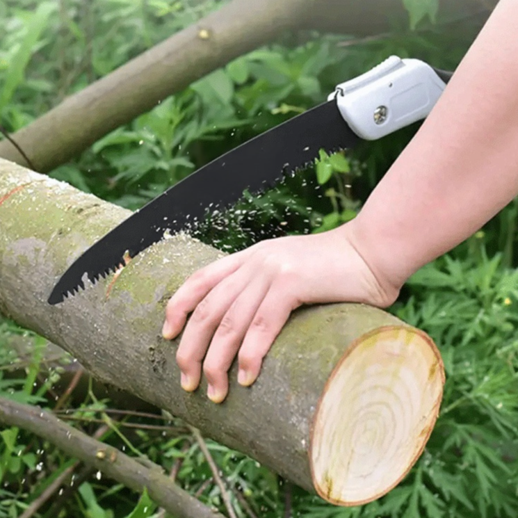 Pengeéles német kézifűrész