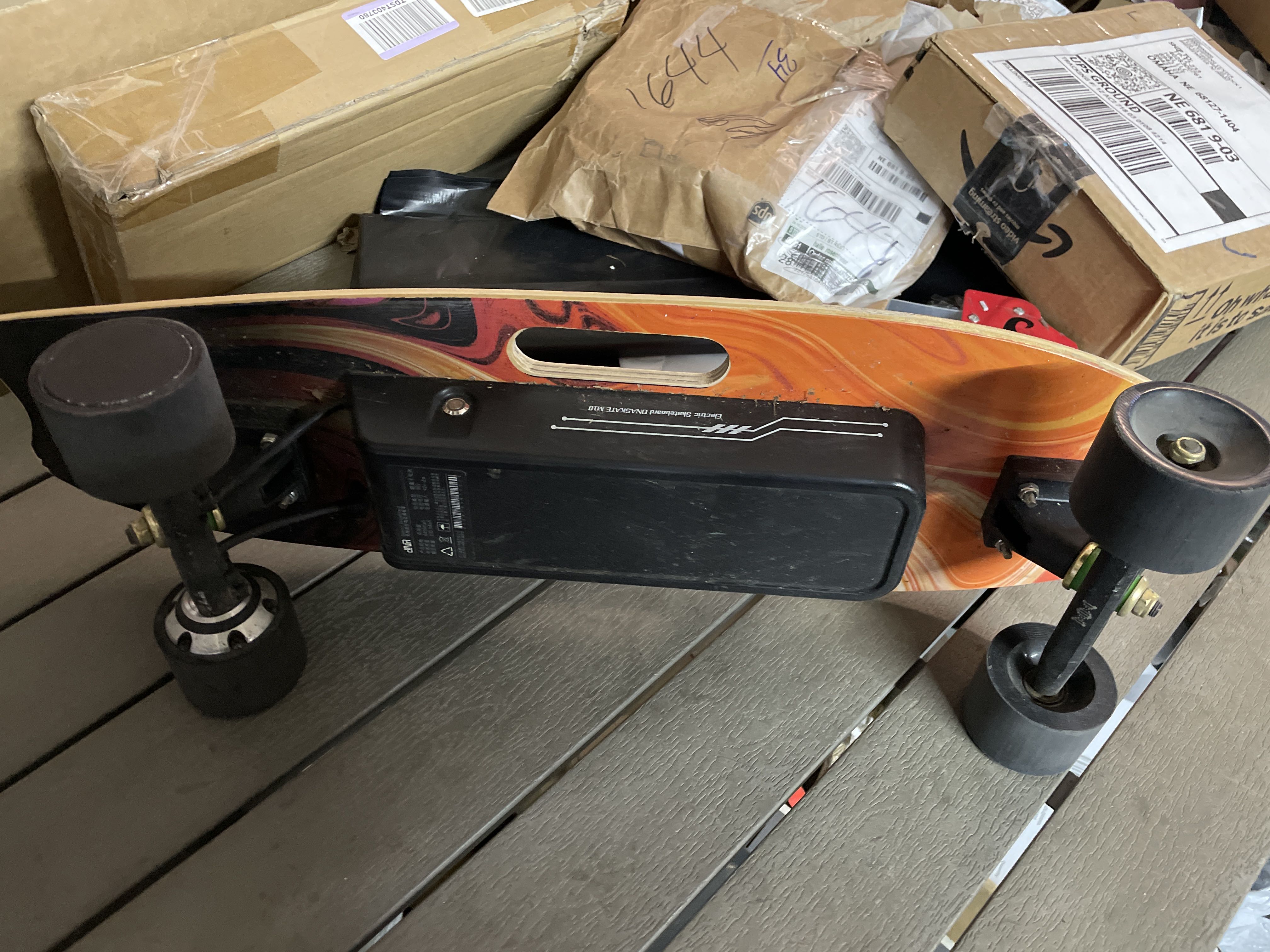 A defective product with the whole machine in good condition and without faults. Second-hand defective M10 returned by the buyer.