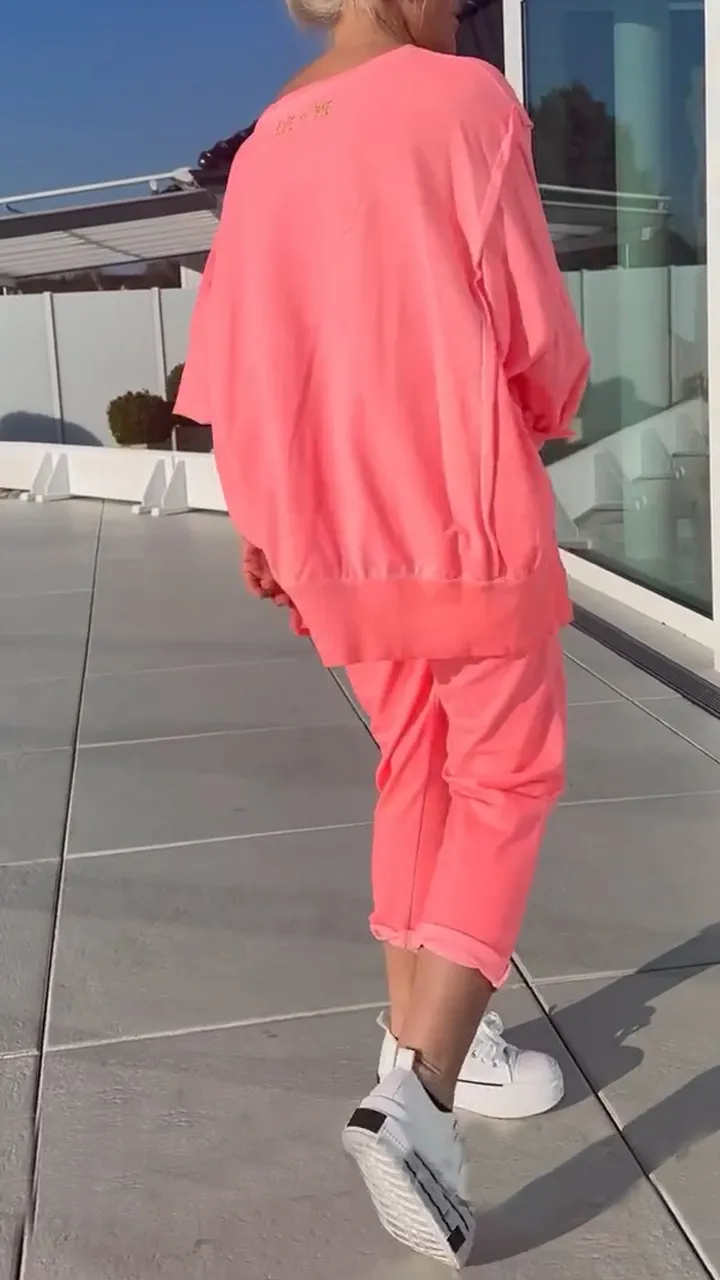 Women's Round Neck Slit Fluorescent Color Casual Suit