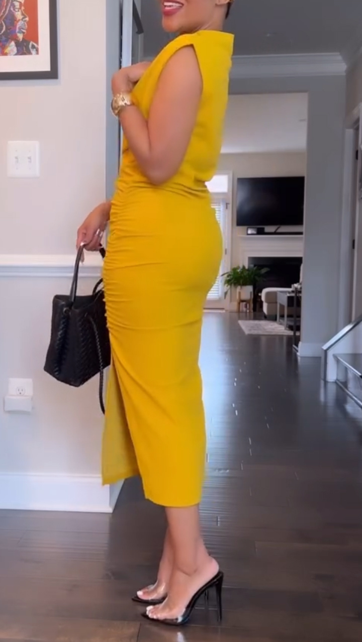 Women's Round Neck Solid Color Slit Style Commuting Dress