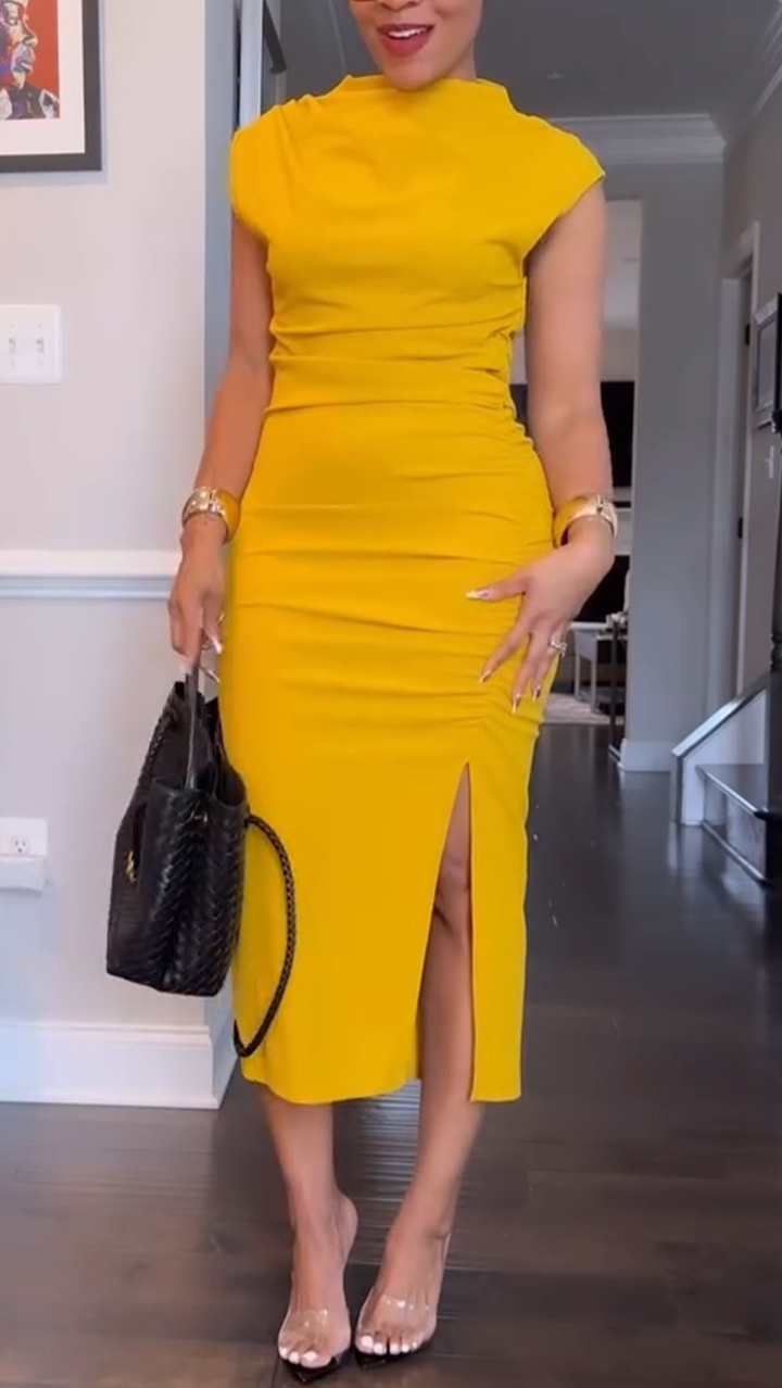 Women's Round Neck Solid Color Slit Style Commuting Dress