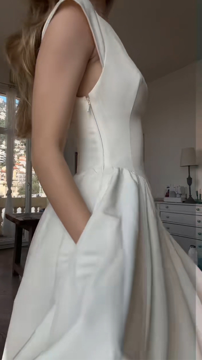 Ladies' Round Neck Hollow Out Elegant Temperament Casual Dress