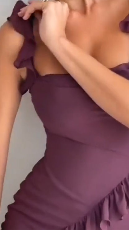 Ladies' Camisole with Irregular Stitching Lace and Slit for Casual Wear Dress