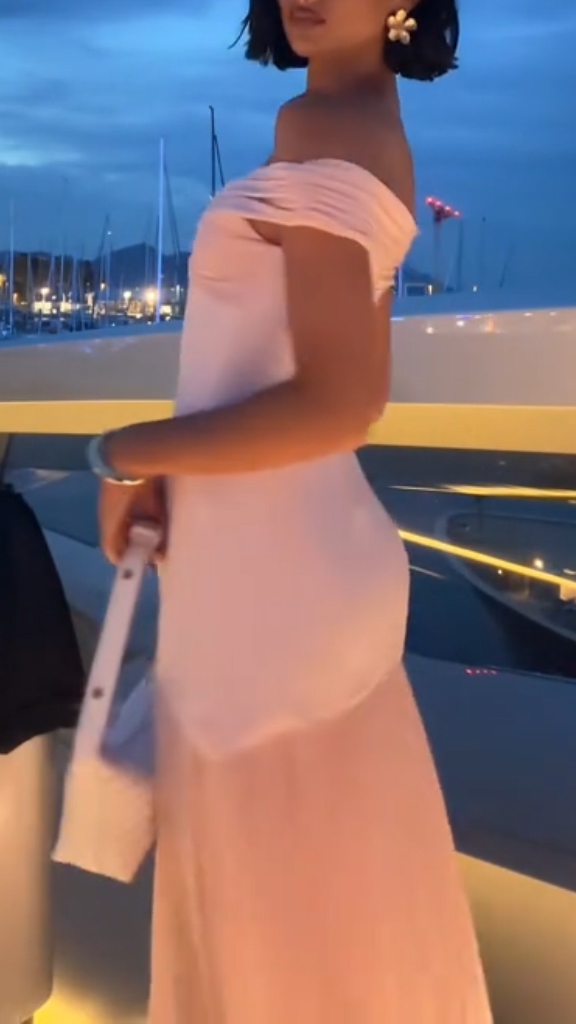 Ladies' One-piece Collar with Solid Color and Elegant Temperament Evening Dress