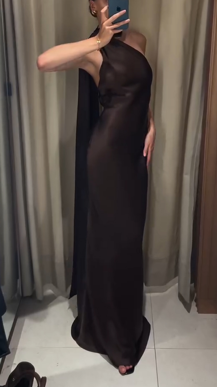 Ladies' Oblique Neck Solid Color Elegant Evening Dress