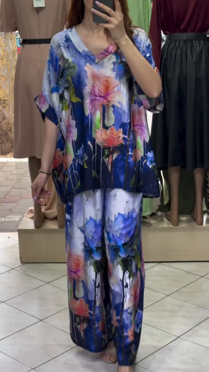 Ladies' V-neck Painted Printed Top + Pants Loose Casual Suit