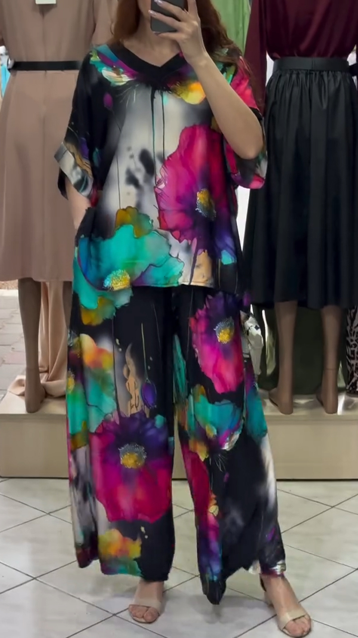 Ladies' V-neck Printed Top + Pants Loose Casual Suit