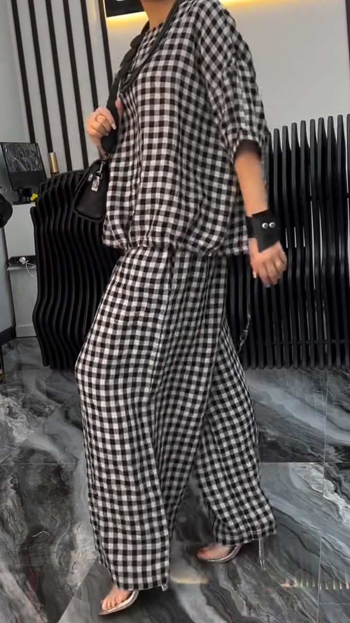 Ladies Round Neck Plaid Casual Suit