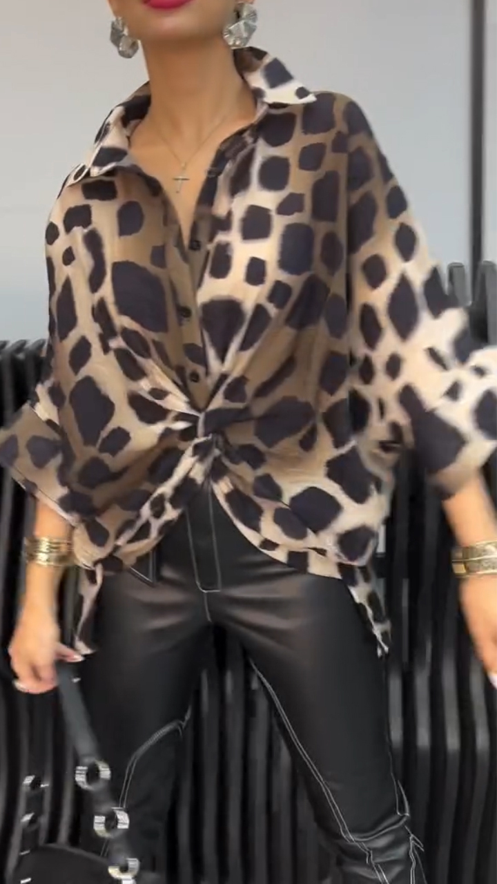 Women's Collar Plaid Pleated Casual Top