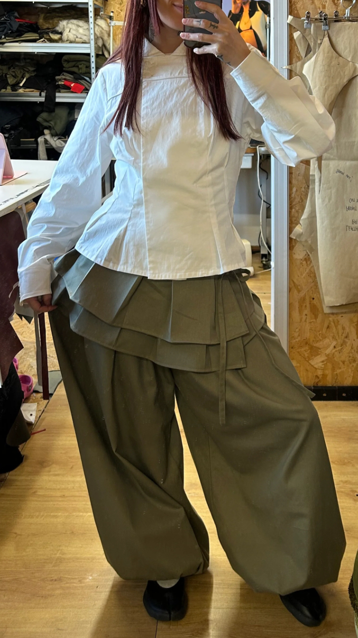 Women's Ruffled Belt + Wide-Leg Lantern Pants
