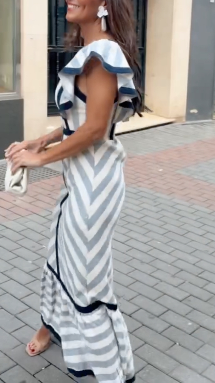 Women's Retro Striped Square Neck Flutter Sleeve Vacation-Style Dress