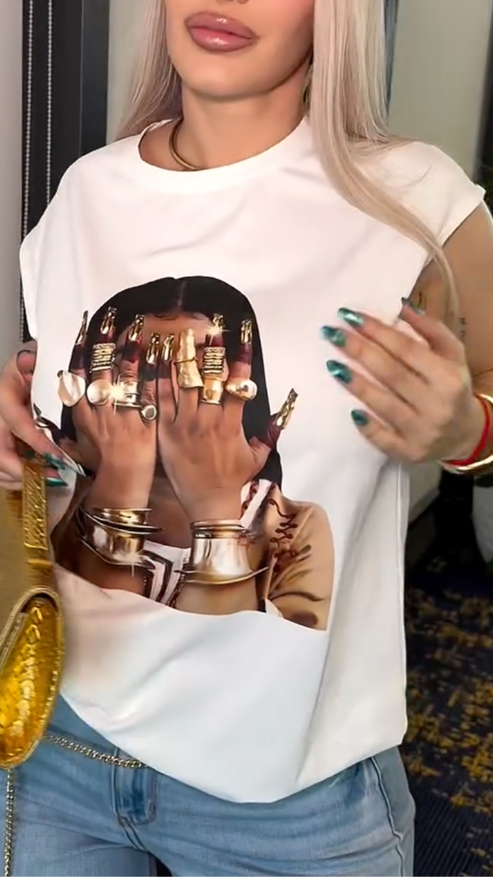 White Graphic Tee & Denim Shorts Outfit