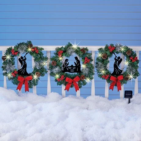 点亮圣诞场景圣诞花环