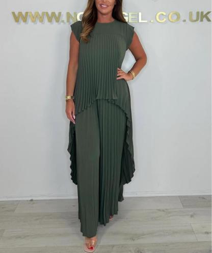 👗Laney Pleated Short Sleeve Irregular Midi Top and Elastic Waist Wide Leg Pants Set✨