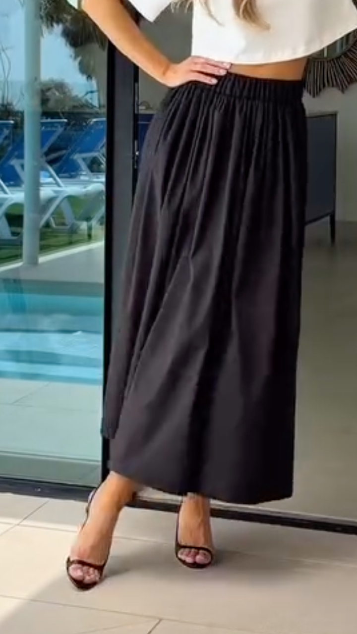 Elastic Waist Flowy Maxi Skirt